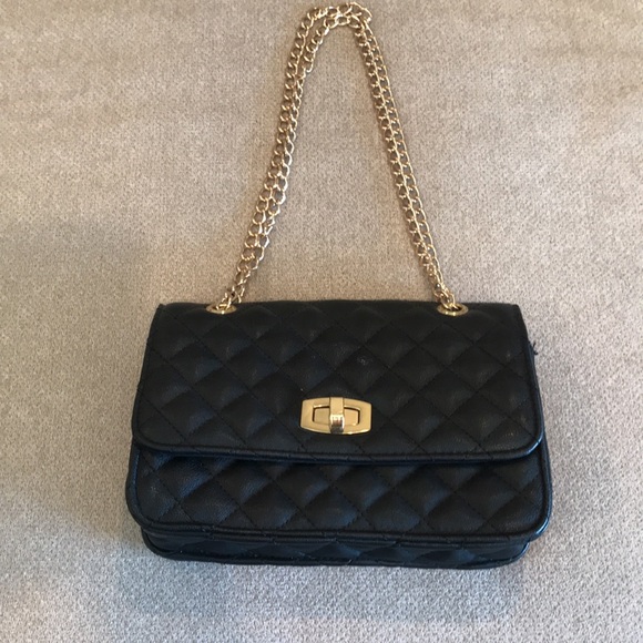 EXPRESS Quilted Chain Bag - Picture 3 of 6